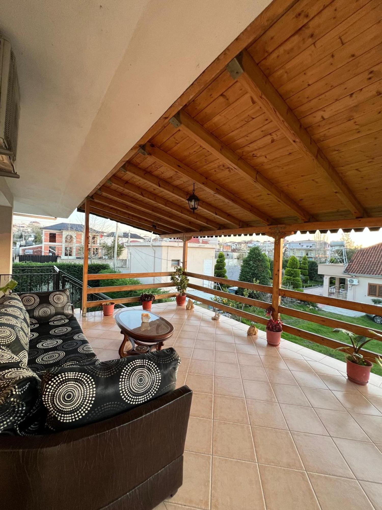 Villa Cerpja Kamez Exteriér fotografie
