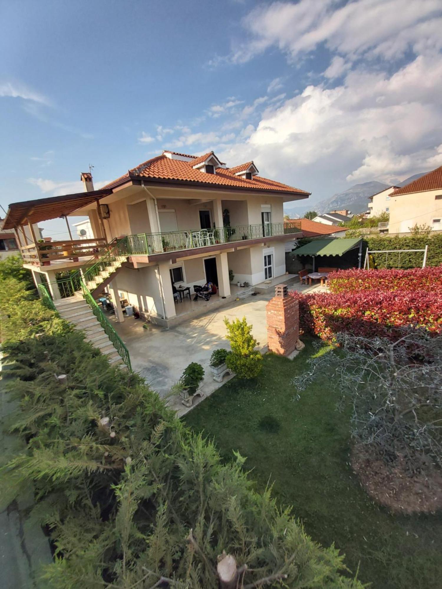 Villa Cerpja Kamez Exteriér fotografie